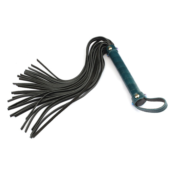 Liebe Seele Luxury Leather flogger with rivets