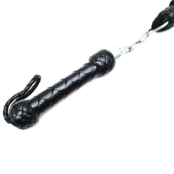 Fitch & Co Revolving black flogger